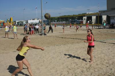 На площадках ТРЦ «Премьер» пройдут соревнования по пляжному волейболу